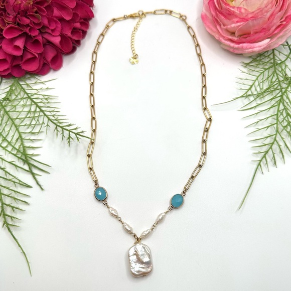 Valentine’s Jewelry Co Jewelry - NEW⚜️Freshwater Baroque Pearl & Aqua Crystal Necklace